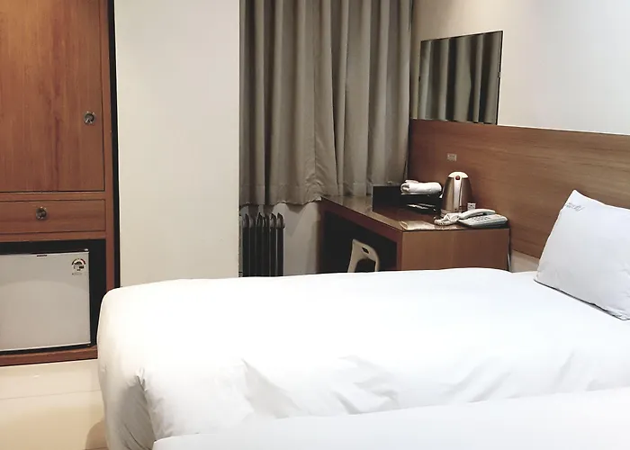 Irene Hotel 2*