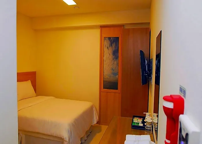 Irene Hotel 2*